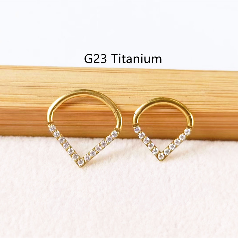 10 шт. G23 Титан F136 CZ Сердц – обзор и цена Clicker Ring Seamless
